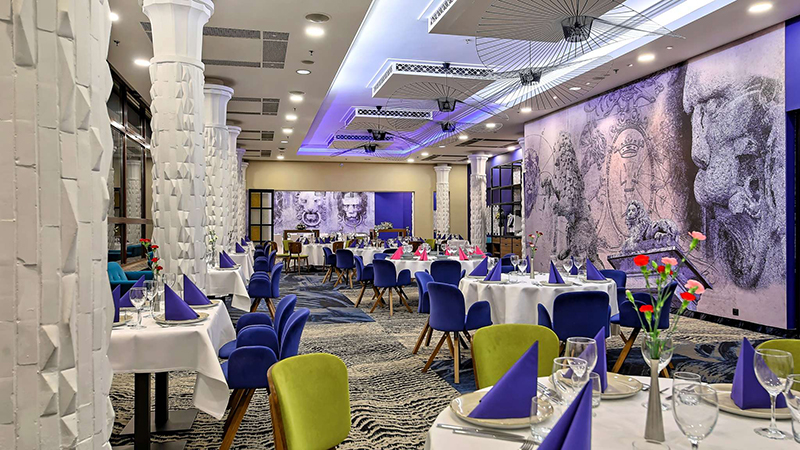 Hotell Mercure Gdansk Stare Miasto Restaurang i blått och grlns - Hotell Mercure Gdansk Stare Miasto